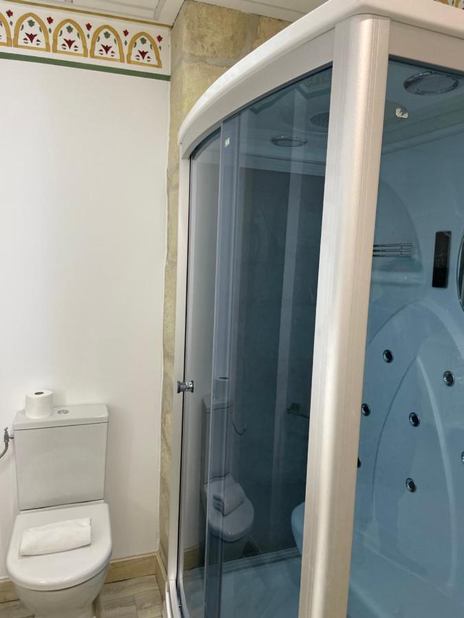 Chambre Orientale Cherazade Maison De L'Eglise Нарбон Екстериор снимка